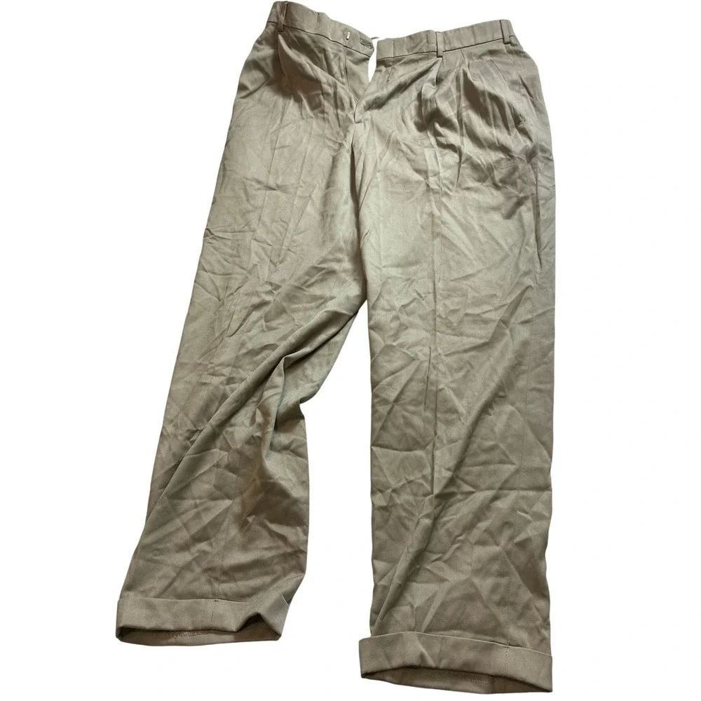 Savane Dress Pants Men's 36x30 Khaki Pleated Front Teflon No Wrinkle NWT